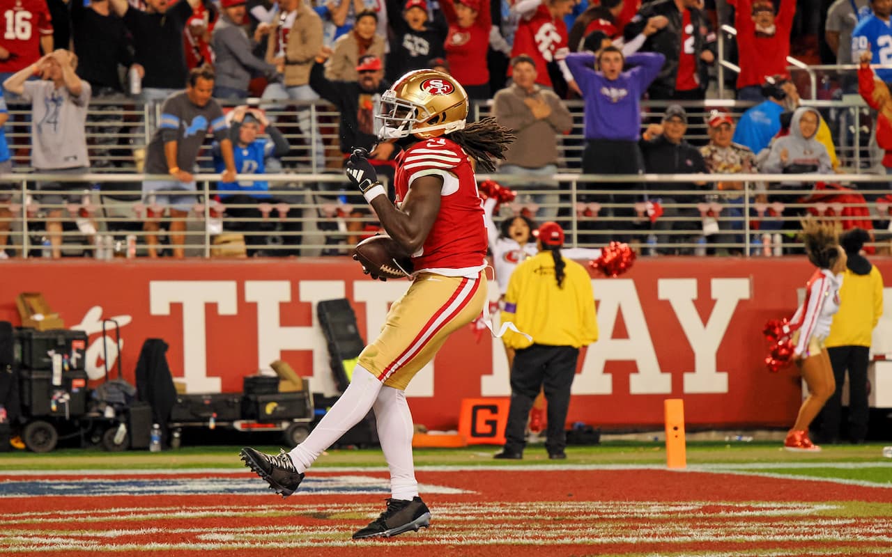 An Expert’s Cheat Sheet to Dominating CBS Fantasy Football Drafts 4for4
